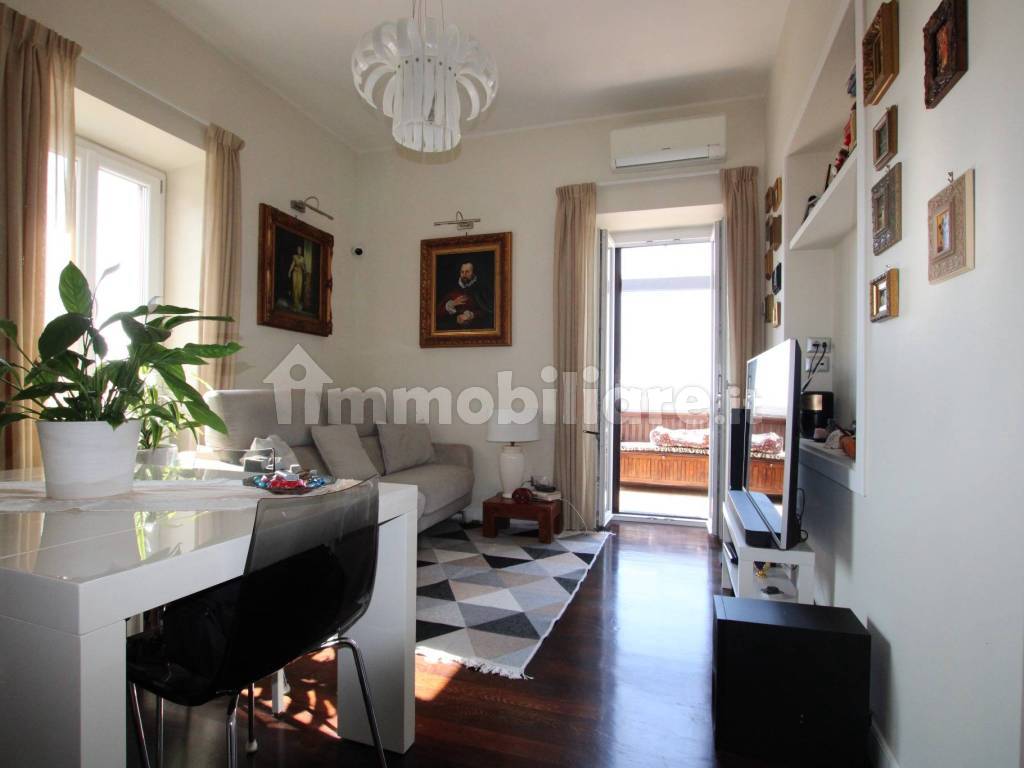 Salone