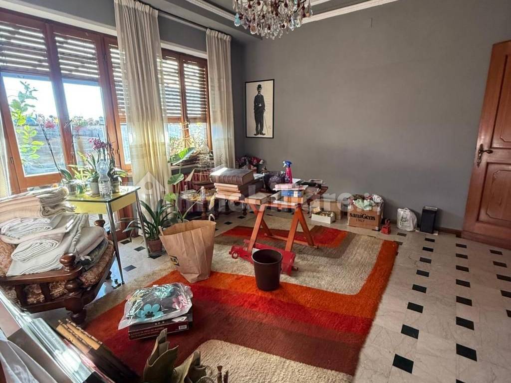 Salone