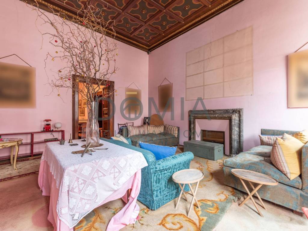 Salone