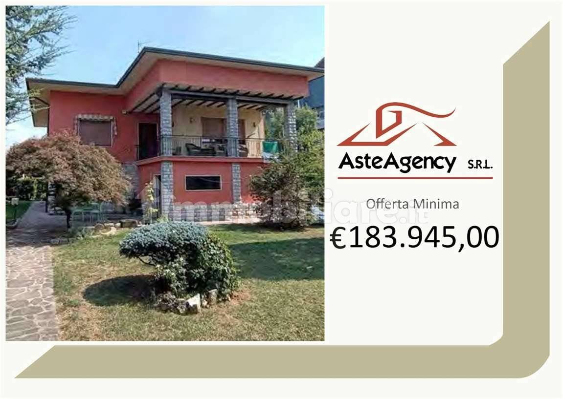 Villa in vendita a Palosco