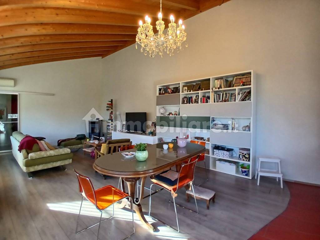 Salone
