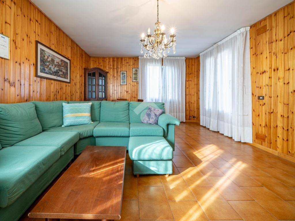 Salone