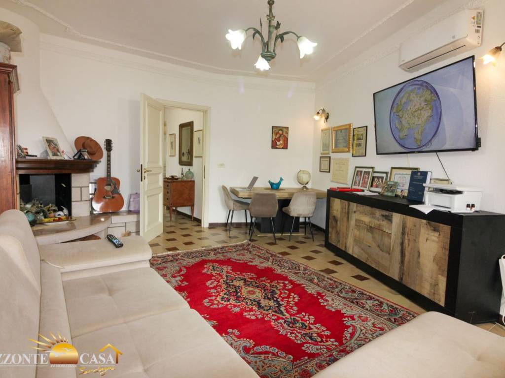 Salone