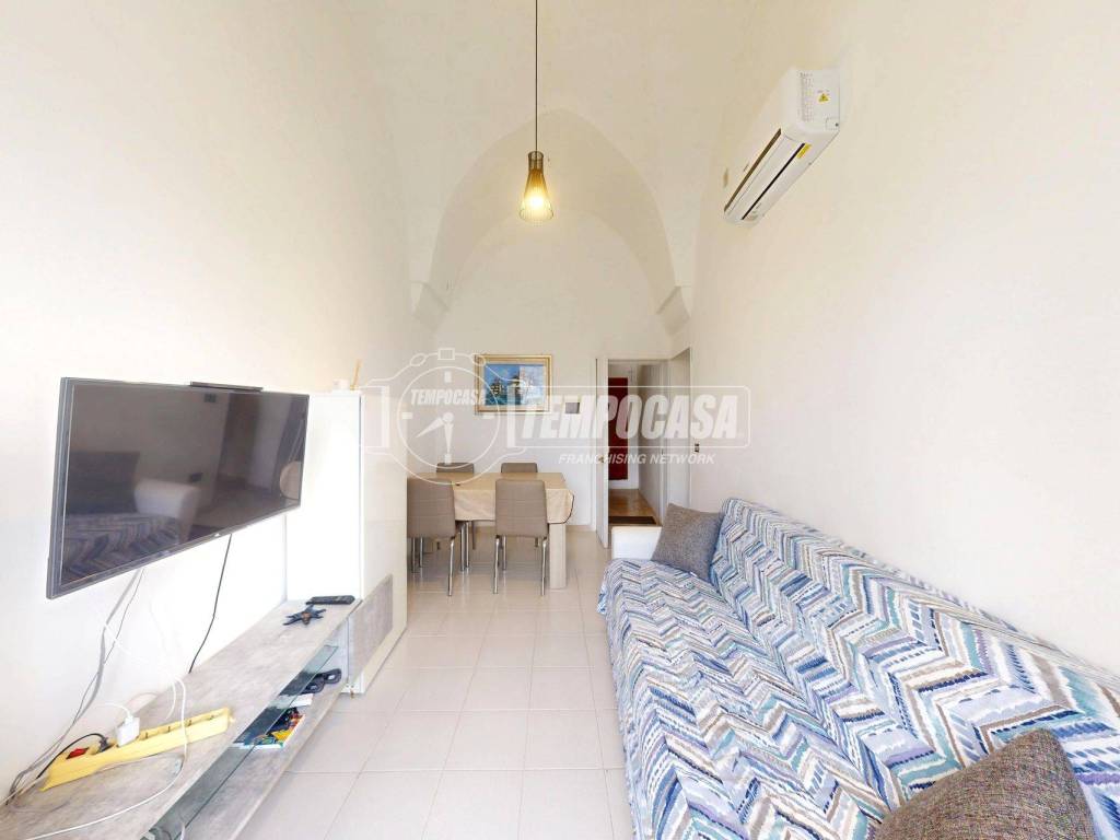 Salone