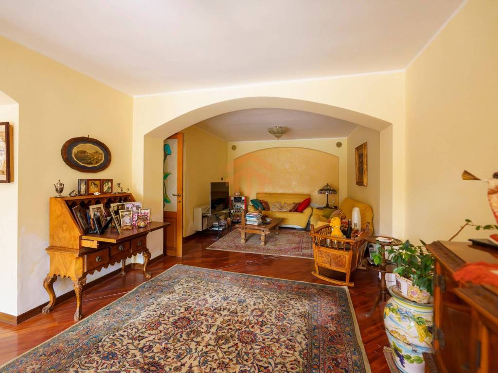 Salone