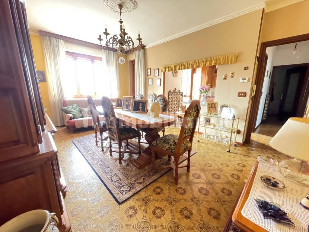 Salone