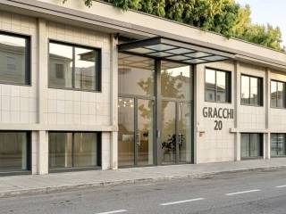 Trilocale via Dei Gracchi 20, Frua, Milano