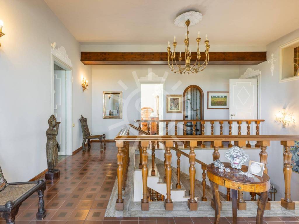 Salone