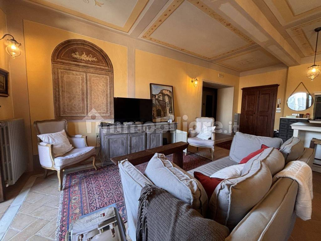 Salone