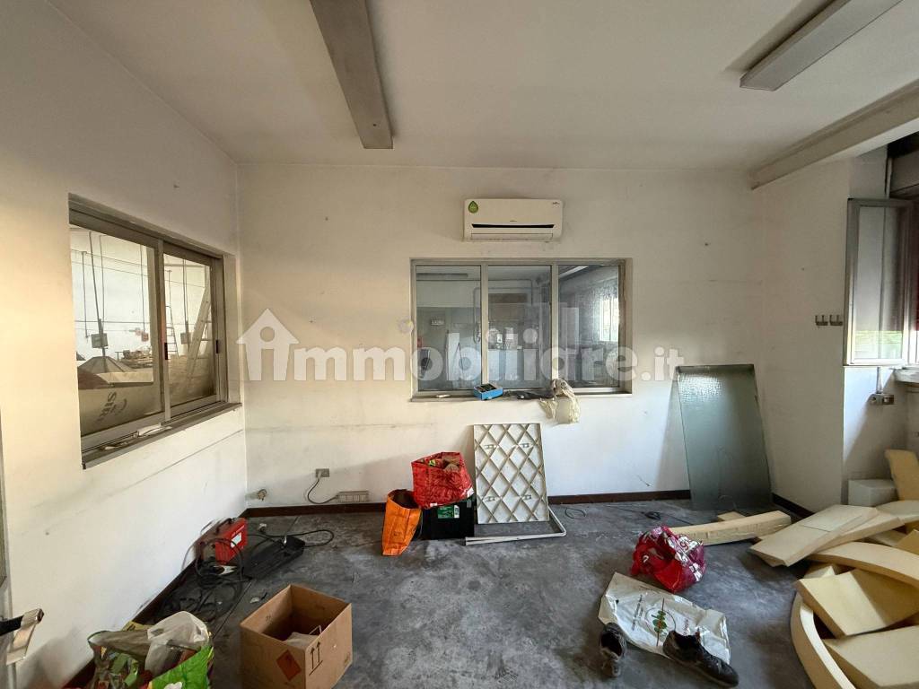 Interno non residenziale