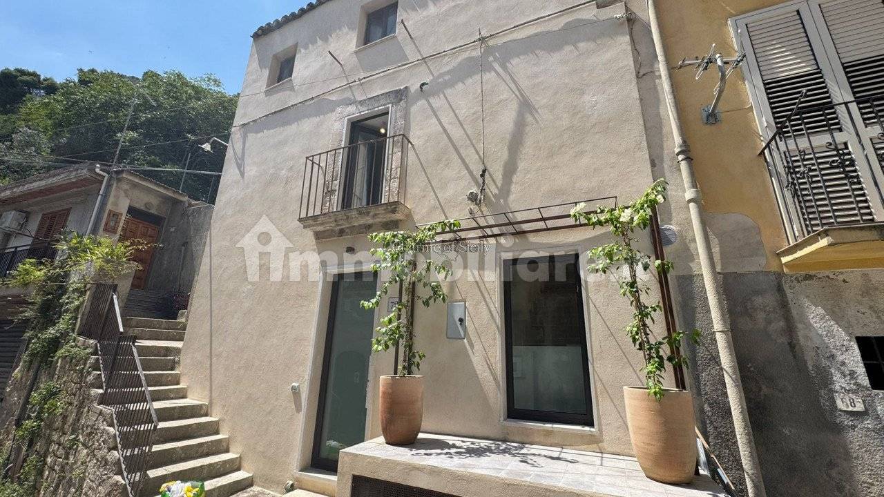 Casa indipendente in vendita a Modica