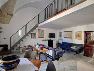 Salone