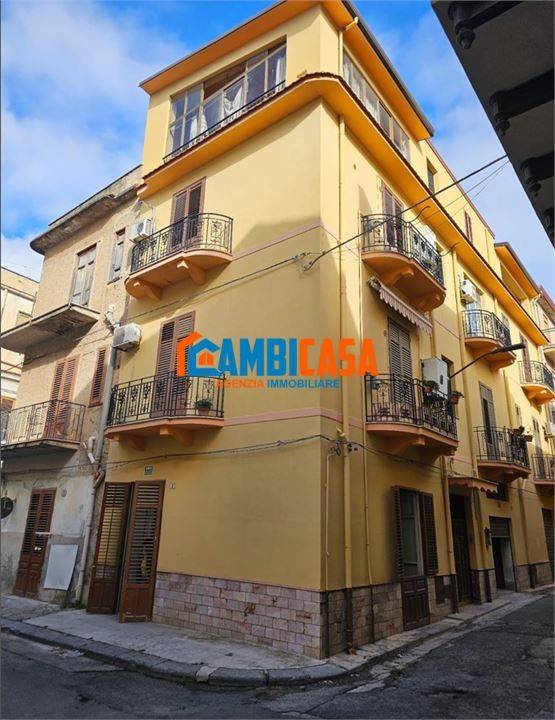 Appartamento in vendita a Partinico