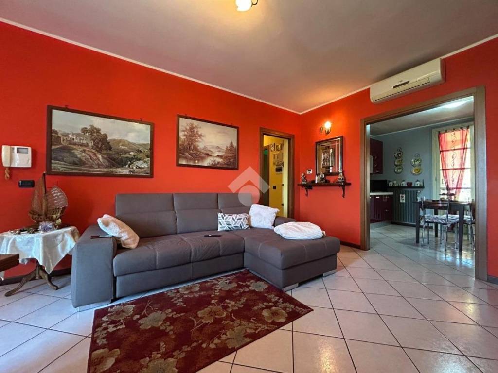 Vendita Appartamento Stradella. Quadrilocale in via Badia 21. Buono ...