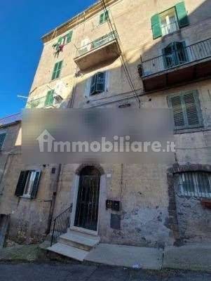 Appartamento in vendita a Castel Madama