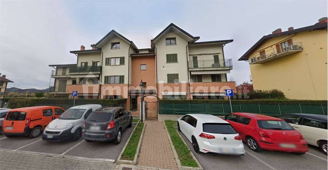 Appartamento in vendita a Brembate di Sopra