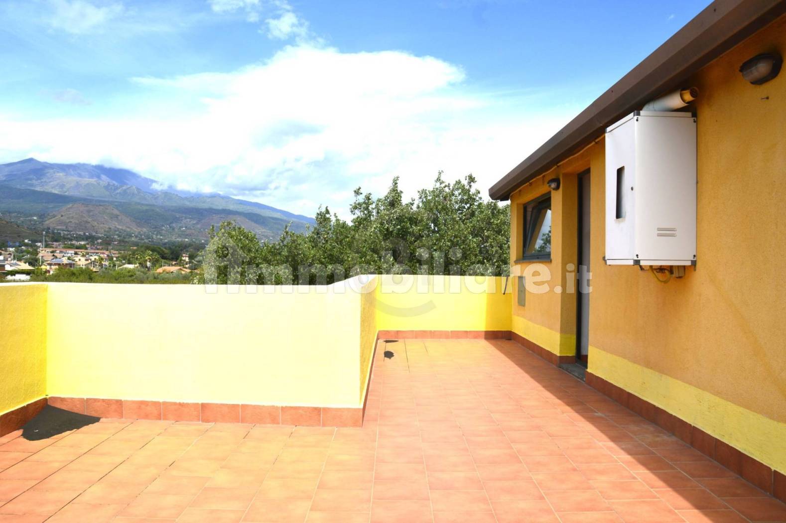 Attico - Mansarda in affitto a Aci Sant'Antonio