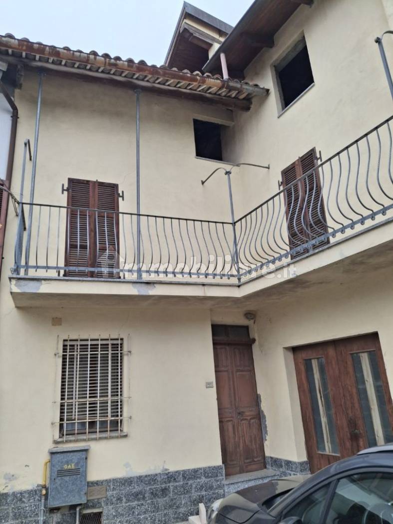 Appartamento in vendita a Alice Bel Colle