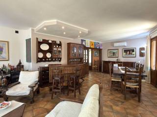 Salone