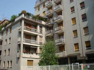 Trilocale via Giovanni Cadolini 9, Lodi - Brenta, Milano