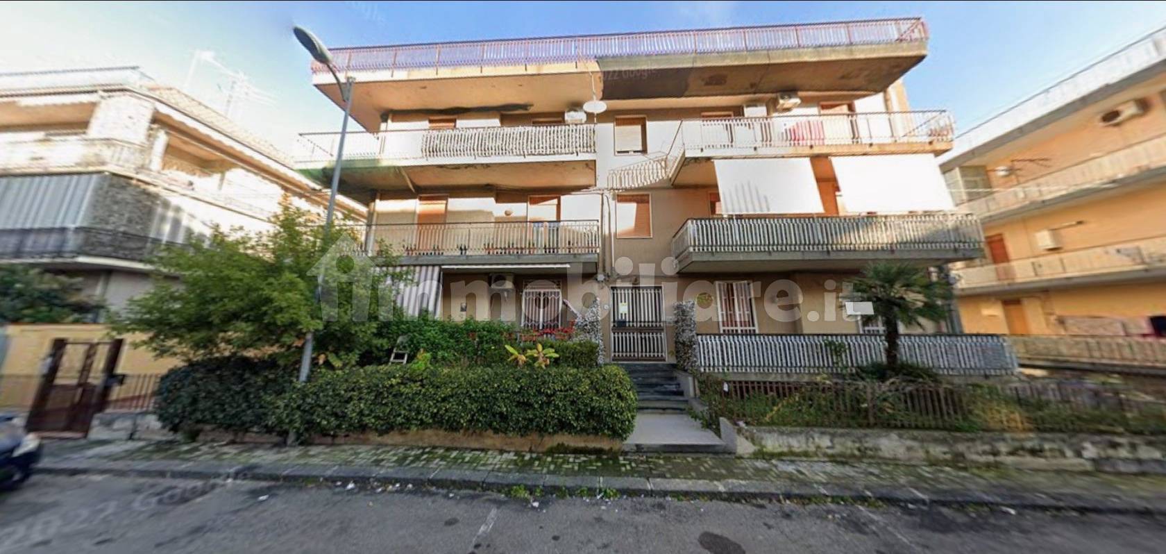 Appartamento in vendita a Aci Catena