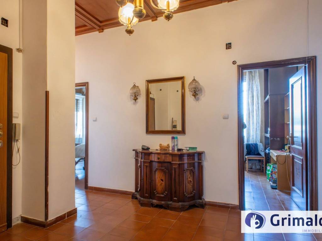 Vendita Appartamento Roma. Quadrilocale in Cristoforo Colombo. Da ...