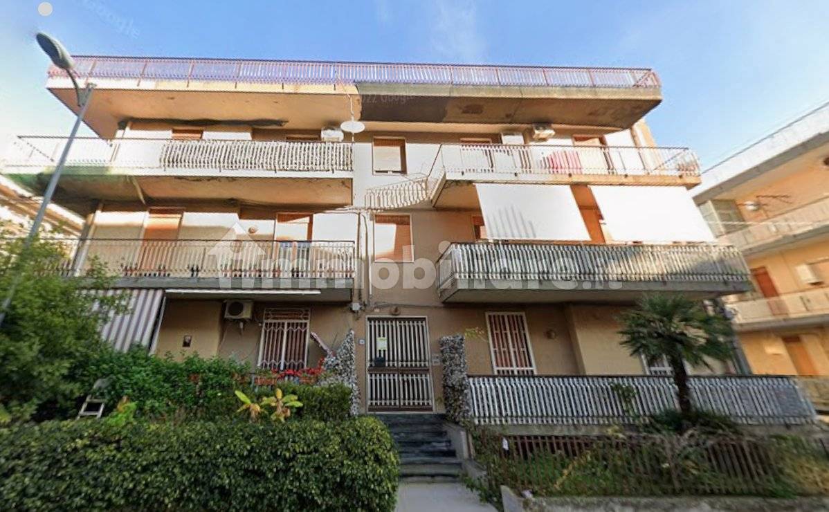 Appartamento in vendita a Aci Catena