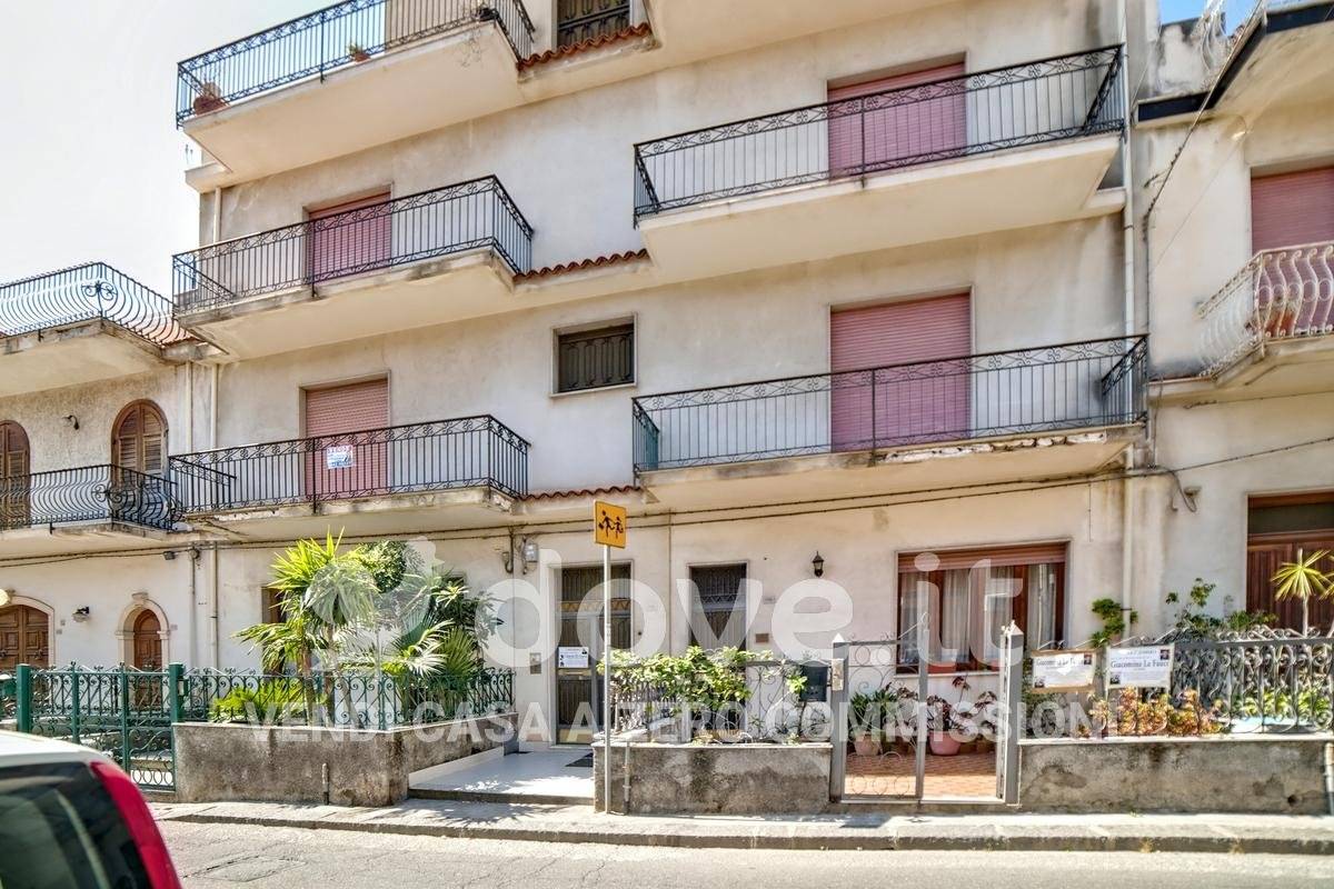 Appartamento in vendita a Calatabiano