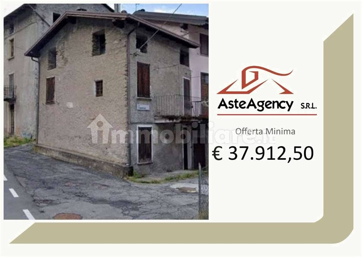 Casa indipendente in vendita a Colorina