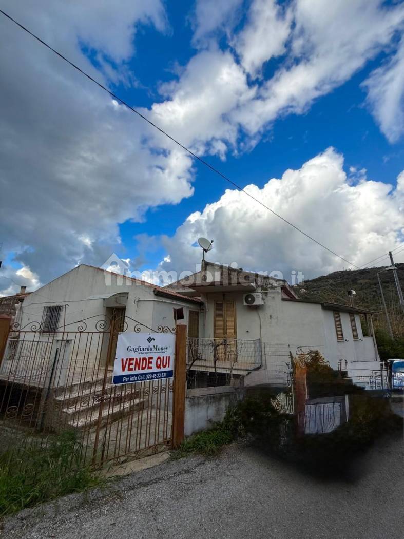 Villa in vendita a Militello Rosmarino