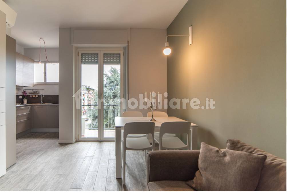 Palazzo - Stabile in vendita a Selvazzano Dentro