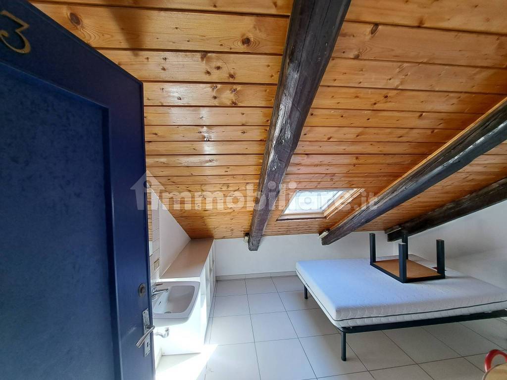 4 stanze singole in Nizza Millefonti