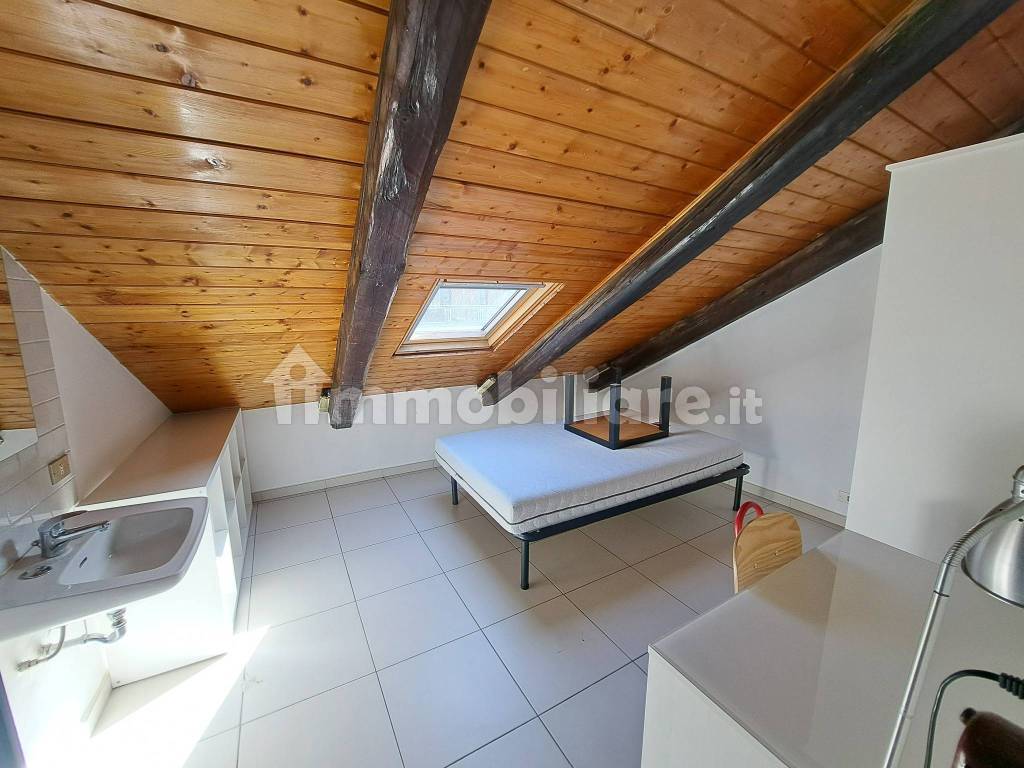 4 stanze singole in Nizza Millefonti, foto 4 di 14