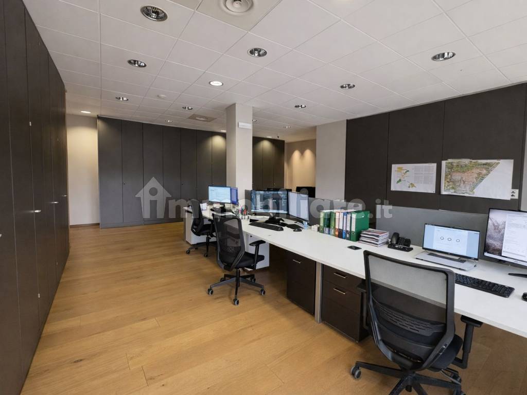 Ufficio - Studio via dei Mille 5, Rezzato, Rif. 127889676 - Immobiliare.it