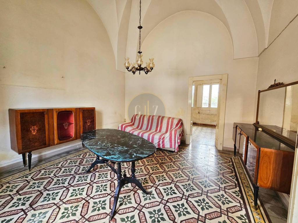 Salone