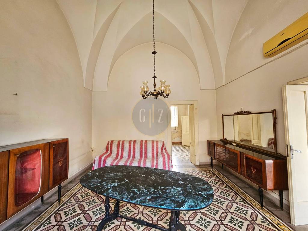 Salone