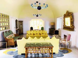 Salone