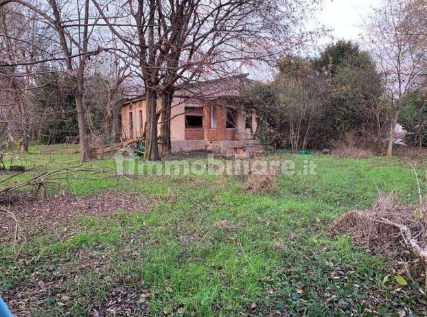 Palazzo - Stabile in vendita a Curtatone