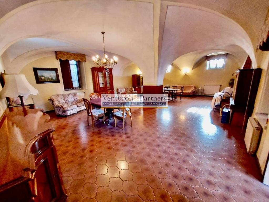Salone