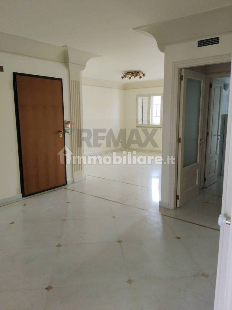 Appartamento in affitto a Paternò