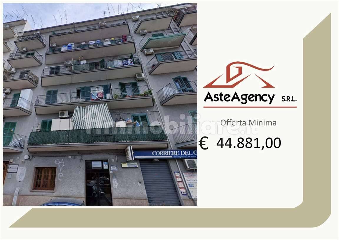 Appartamento in vendita a Taranto