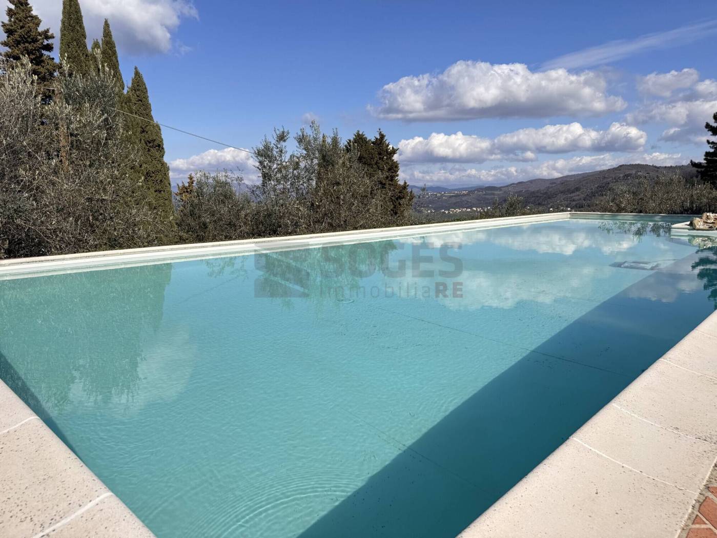 Villa in vendita a Reggello