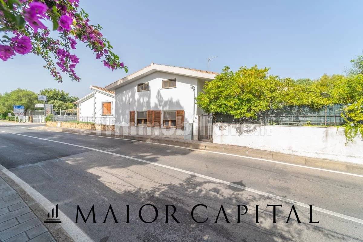 Casa indipendente in vendita a San Teodoro