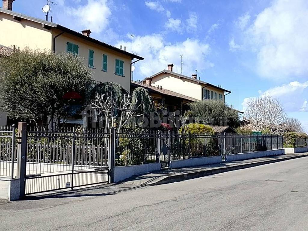 Vendita Appartamento Stradella. Trilocale in via valle badia 21. Nuovo ...