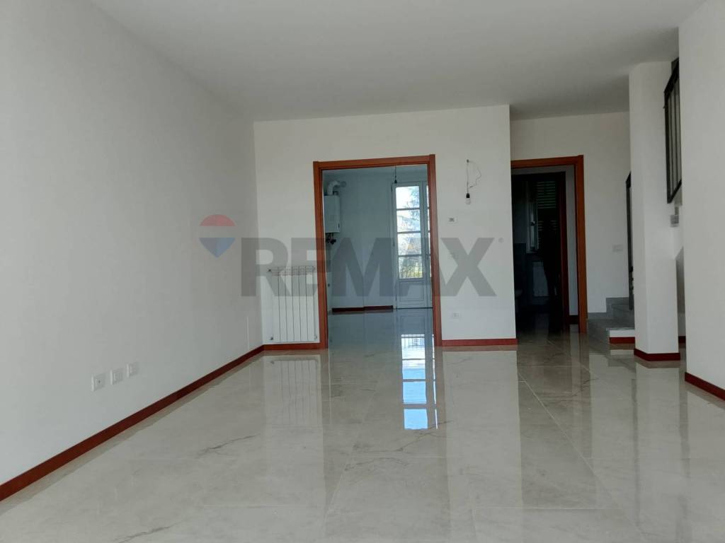 Vendita Appartamento Stradella. Trilocale in via valle badia 21. Nuovo ...