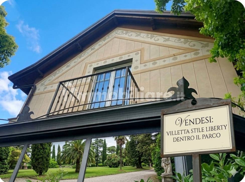 Villa in vendita a Genova