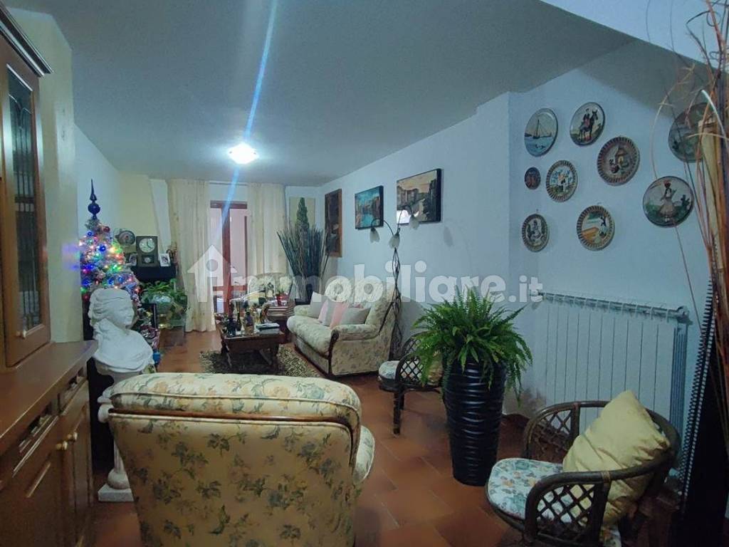 Salone