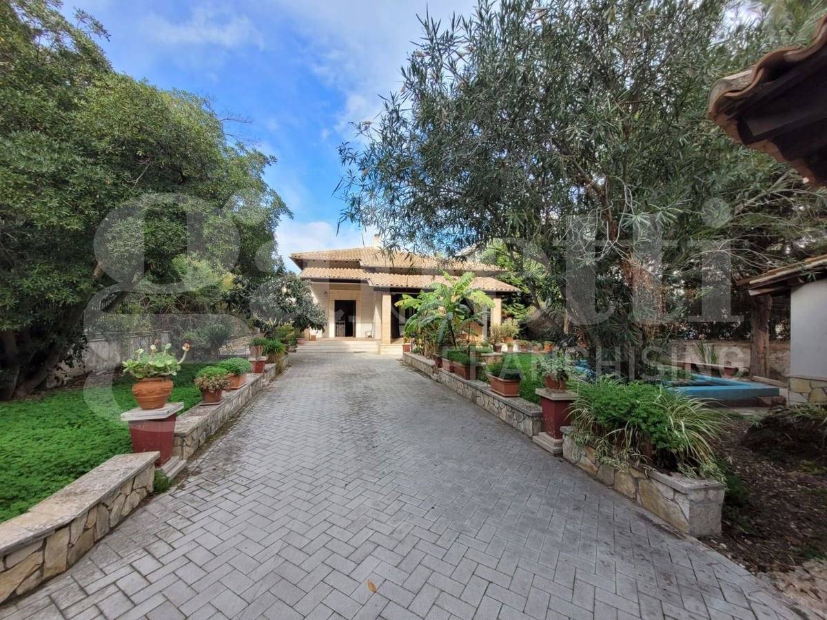 Villa in vendita a Siracusa