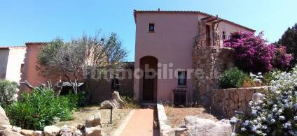 Appartamento in vendita a Arzachena