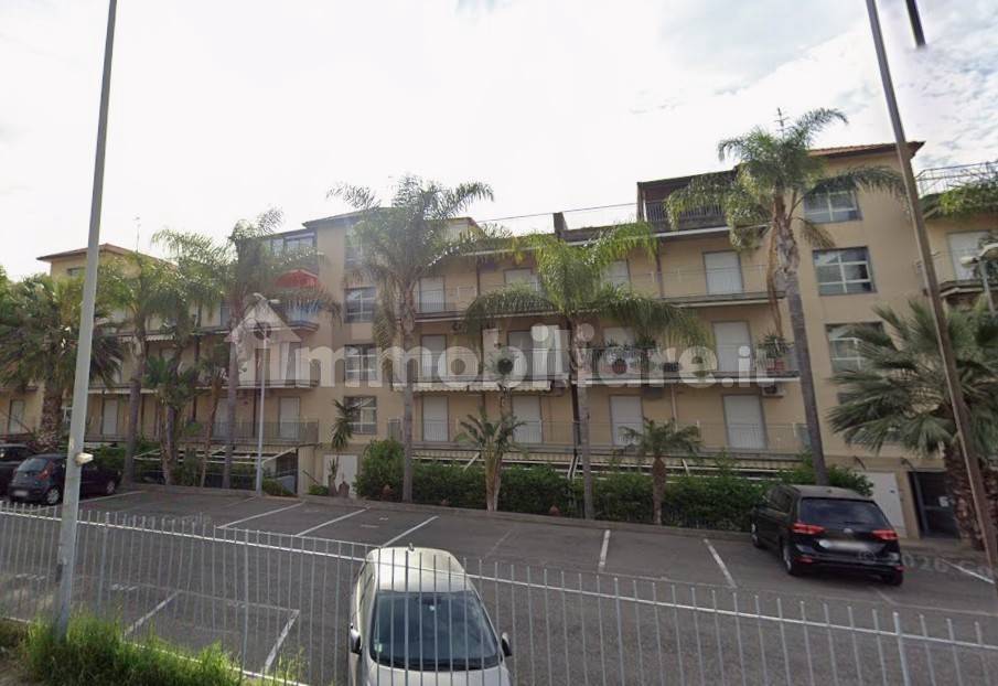 Appartamento in vendita a Roccalumera